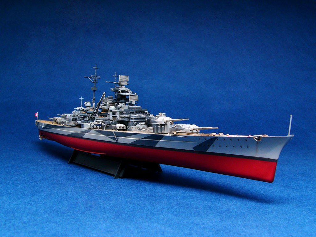 1/700 Trumpeter Tirpitz Battleship 1944 Plastic Model Kit - Battle Born Hobby