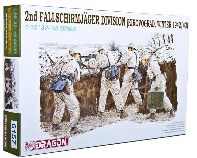 Model kit box for 2nd Fallschirmjäger Division in Kirovograd, winter 1942/43, featuring four soldiers in a snowy landscape.