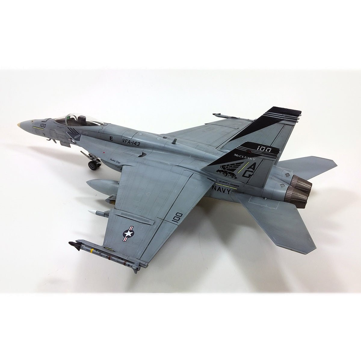 Academy 1/72 F/A-18E VFA-143 "Pukin Dogs" – 12547 - Battle Born Hobby