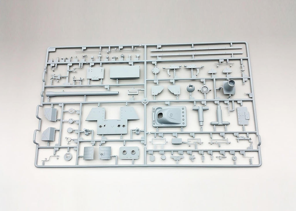 Amusing Hobby 1:35 Pz.Kpfw. Panther II Plastic Model Kit - Battle Born Hobby