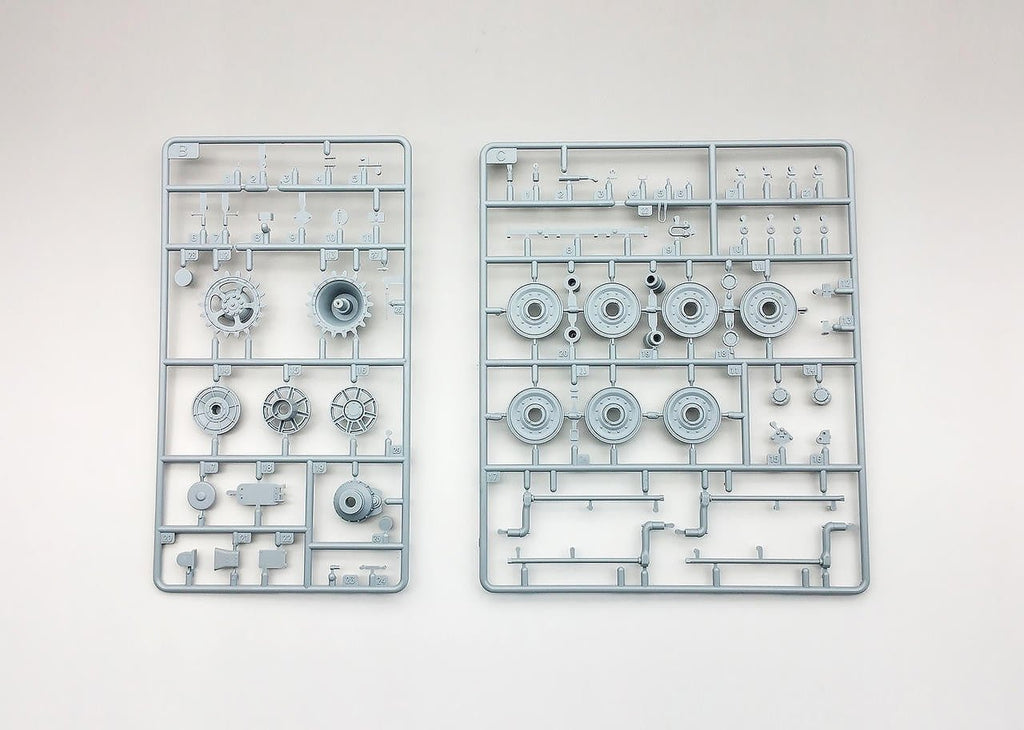Amusing Hobby 1:35 Pz.Kpfw. Panther II Plastic Model Kit - Battle Born Hobby