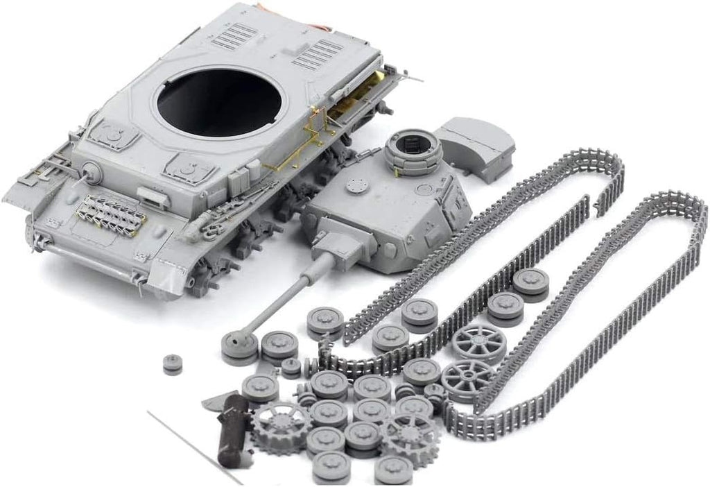 Border Model 1:35 Panzer Pz.Kpfw. IV Ausf. F2 & G (2-in-1) Plastic Model Kit - Battle Born Hobby
