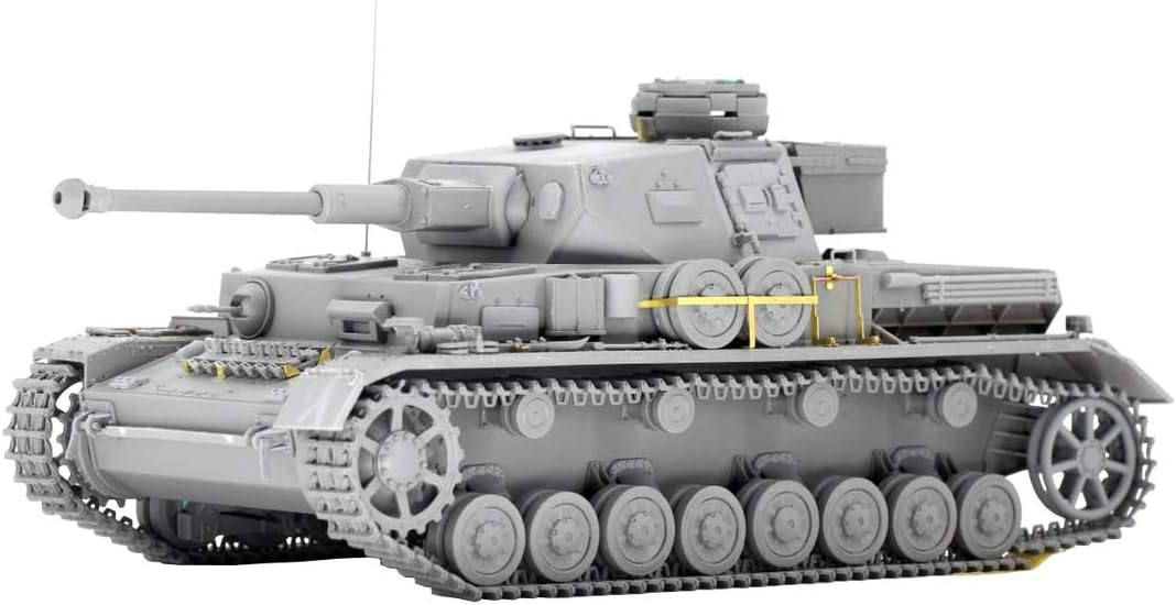 Border Model 1:35 Panzer Pz.Kpfw. IV Ausf. F2 & G (2-in-1) Plastic Model Kit - Battle Born Hobby