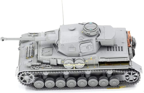 Border Model 1:35 Panzer Pz.Kpfw. IV Ausf. F2 & G (2-in-1) Plastic Model Kit - Battle Born Hobby