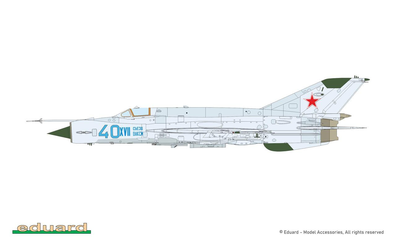 Model of a fighter jet with a red star on a white background, branded 'eduard'.