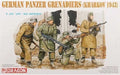 Model kit packaging for German Panzer Grenadiers from Kharkov 1943, featuring four soldiers in action poses.