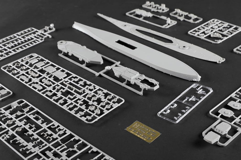 Trumpeter USS Iowa BB-61 Battleship 1945 1/700 - Battle Born Hobby